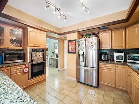Kitchen - 451 Hardee Rd, Coral Gables, FL 33146 photo 3 of 3