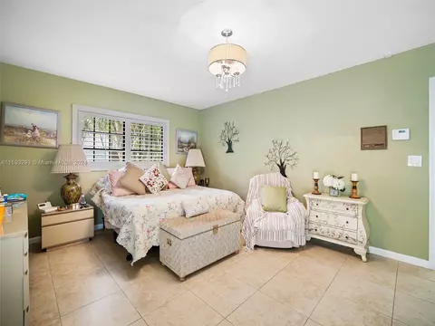 Bedroom - 451 Hardee Rd, Coral Gables, FL 33146 photo 6 of 6