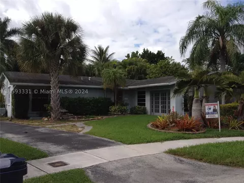 9553 SW 189th Ter, Cutler Bay, FL 33157