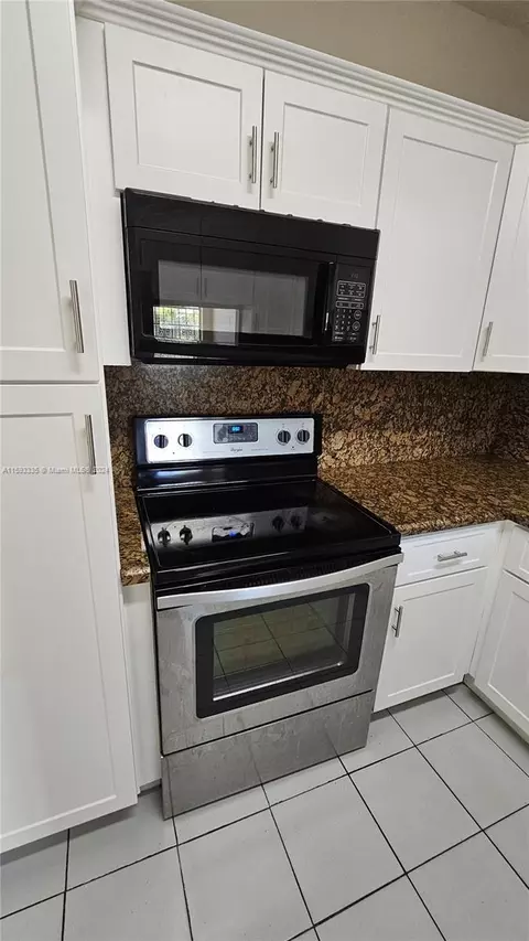 350 E 54th St, Hialeah, FL 33013 photo 15