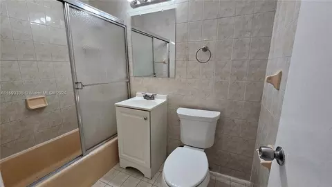 350 E 54th St, Hialeah, FL 33013 photo 34