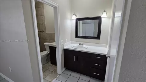 350 E 54th St, Hialeah, FL 33013 photo 37