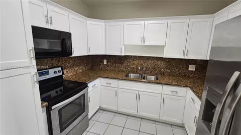 350 E 54th St, Hialeah, FL 33013 photo 12