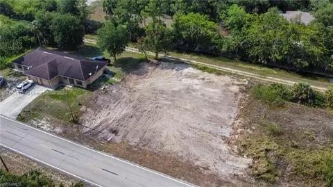 1711-1713 E 12th St, Lehigh Acres, FL 33972
