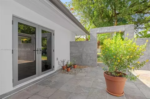 443 Daroco Ave, Coral Gables, FL 33146 photo 24