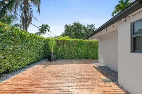 443 Daroco Ave, Coral Gables, FL 33146 photo 28