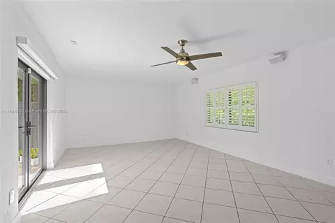 443 Daroco Ave, Coral Gables, FL 33146 photo 15