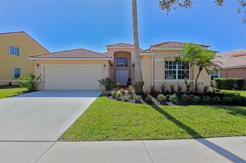 1209 Falls Blvd, Weston, FL 33327
