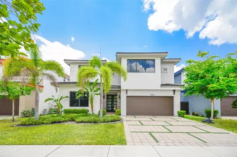 15502 NW 88th Ct, Miami Lakes, FL 33018