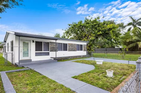 139 NW 14th Way, Dania Beach, FL 33004