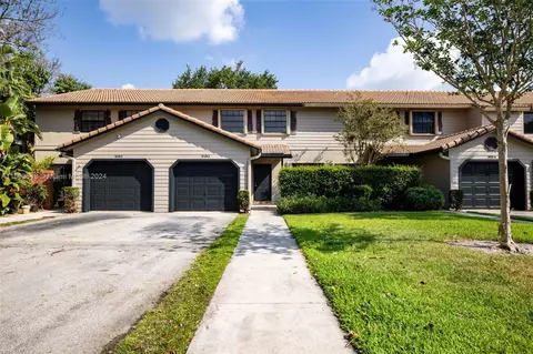 9152 Vineyard Lake Dr #9152, Plantation, FL 33324
