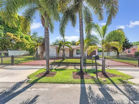3490 NW 3rd St, Lauderhill, FL 33311