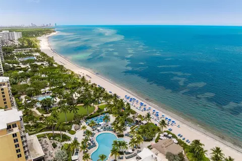 575 Crandon Blvd #408, Key Biscayne, FL 33149