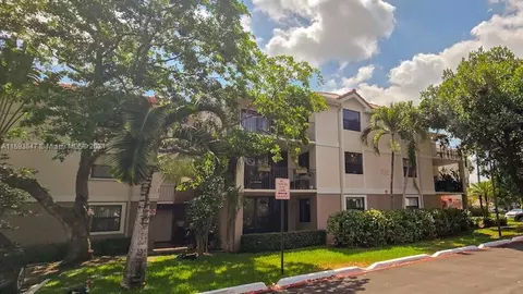 10125 W Sunrise Blvd #301, Plantation, FL 33322