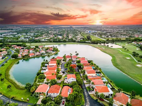 10490 NW 48th St, Doral, FL 33178