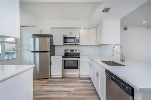 2803 Victoria Way #C2, Coconut Creek, FL 33066