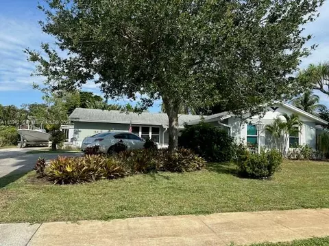 406 Douglas Dr, Jupiter, FL 33458 photo 1