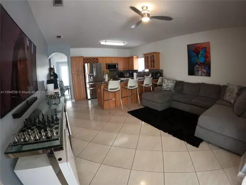 Living - 19880 NW 78th Path, Hialeah, FL 33015 photo 4 of 4