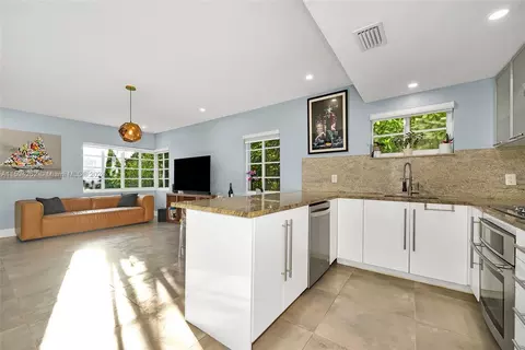 1061 Michigan Ave #1, Miami Beach, FL 33139