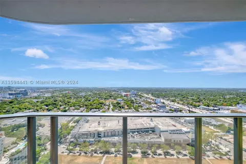 121 NE 34th St #2909, Miami, FL 33137