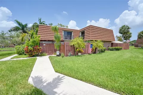 11917 SW 12th Ct, Davie, FL 33325