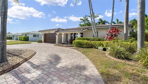 341 SE 3rd Ct, Pompano Beach, FL 33060