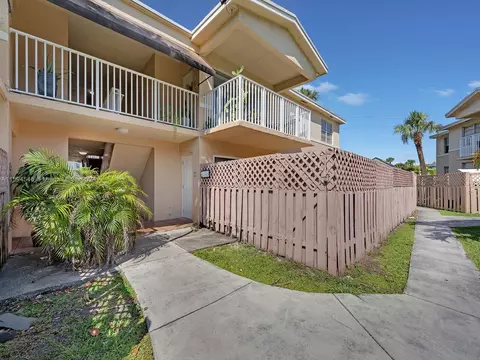4460 NW 79th Ave #1C, Doral, FL 33166