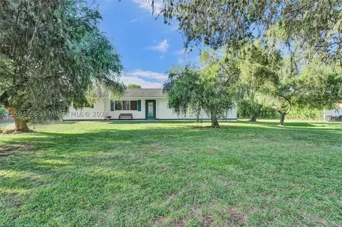 21431 SW 234th St, Homestead, FL 33031