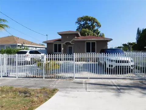 1670 NW 73rd St, Miami, FL 33147