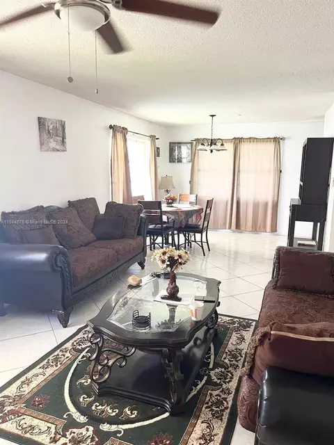 1521 NW 43rd Ave #107, Lauderhill, FL 33313