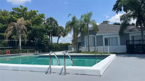 1174 Lake Terry Dr #LETTER - O, West Palm Beach, FL 33411