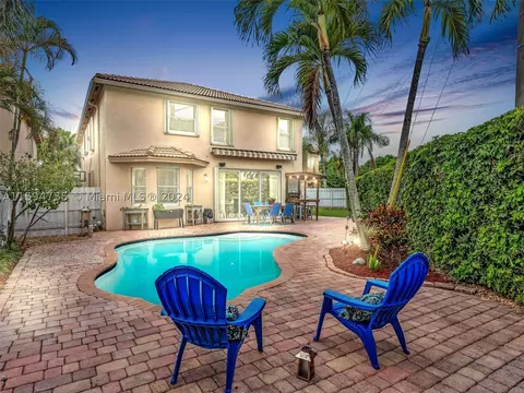 214 La Costa Ct, Weston, FL 33326