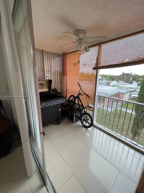 19781 SW 114th Ave #343-9, Miami, FL 33157