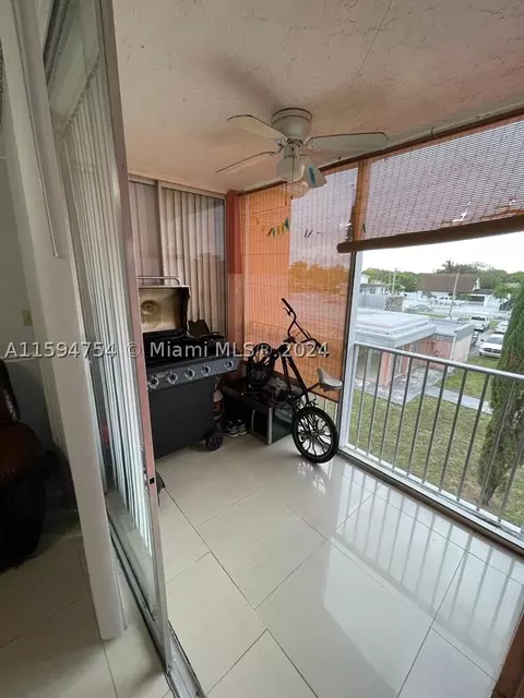 19781 SW 114th Ave #343-9, Miami, FL 33157