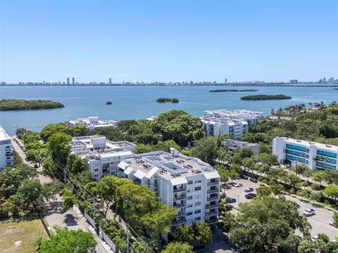 650 NE 64th St #GPH5, Miami, FL 33138