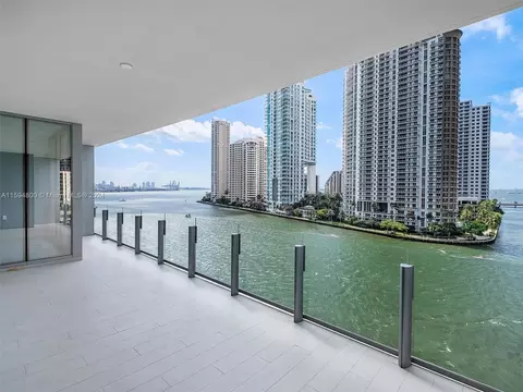 300 Biscayne Blvd Way #702, Miami, FL 33131