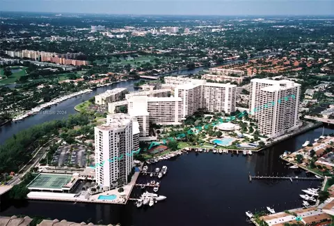 600 Three Islands Blvd #219, Hallandale Beach, FL 33009