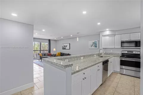 7020 Nova Dr #309D, Davie, FL 33317