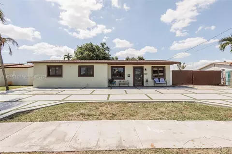 7930 NW 185th St, Hialeah, FL 33015
