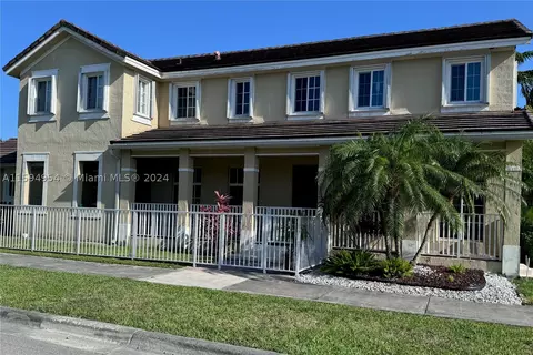 27037 SW 142nd Ave, Homestead, FL 33032
