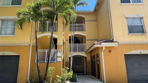 9640 NW 2nd St #5-203, Pembroke Pines, FL 33024
