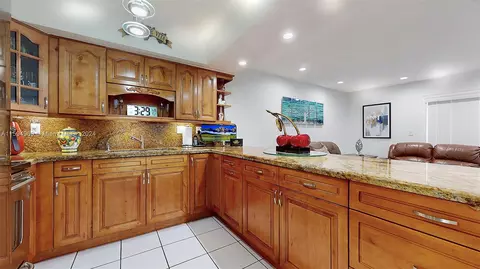 Other - 6880 W 2nd Ln #6880, Hialeah, FL 33014 photo 10 of 22
