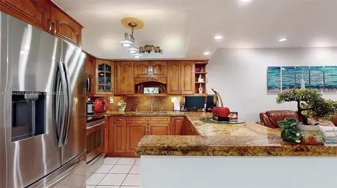 Kitchen - 6880 W 2nd Ln #6880, Hialeah, FL 33014 photo 3 of 4