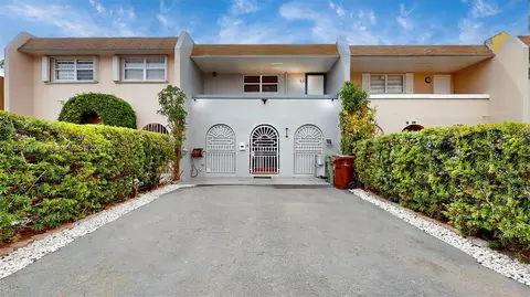6880 W 2nd Ln #6880, Hialeah, FL 33014