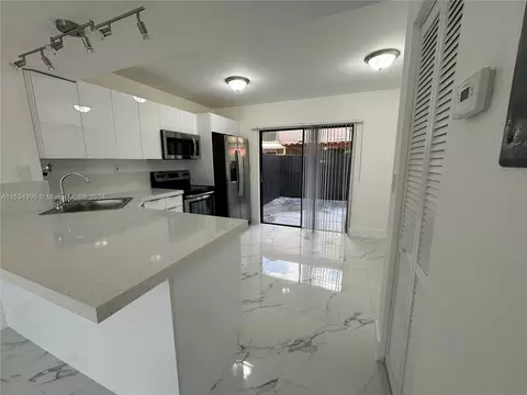 1921 SW 107th Ave #509, Miami, FL 33165