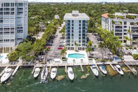 1600 S Bayshore Ln #9A, Miami, FL 33133