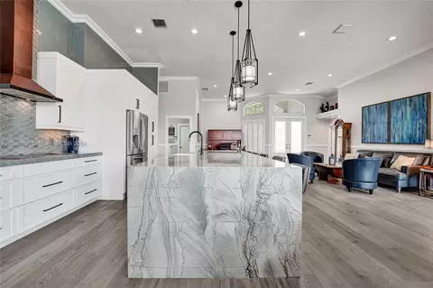 2954 Oakbrook Dr, Weston, FL 33332 photo 8