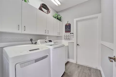 2954 Oakbrook Dr, Weston, FL 33332 photo 52