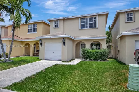 4104 Eastridge Cir, Pompano Beach, FL 33064