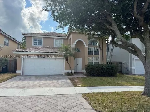 10061 SW 166th Ave, Miami, FL 33196